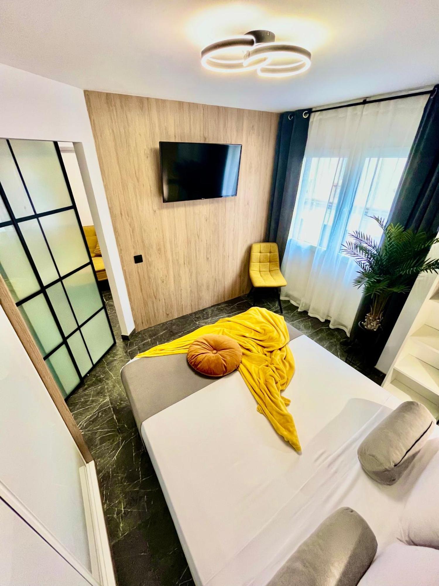 Arte Dos Colores Apartment *